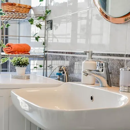 Appartamento H11 Colombo 51 Vista Mare - Centro