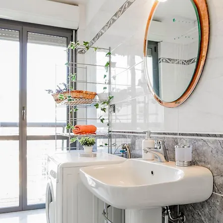 H11 Colombo 51 Vista Mare - Centro Arma di Taggia