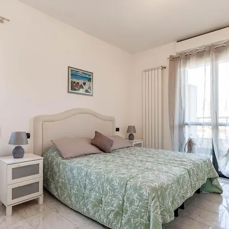H11 Colombo 51 Vista Mare - Centro * Arma di Taggia