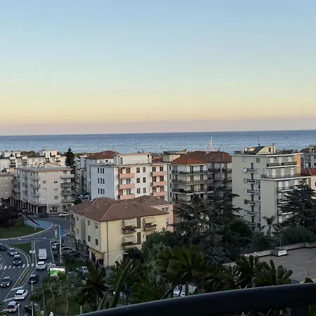 H11 Colombo 51 Vista Mare - Centro * Arma di Taggia